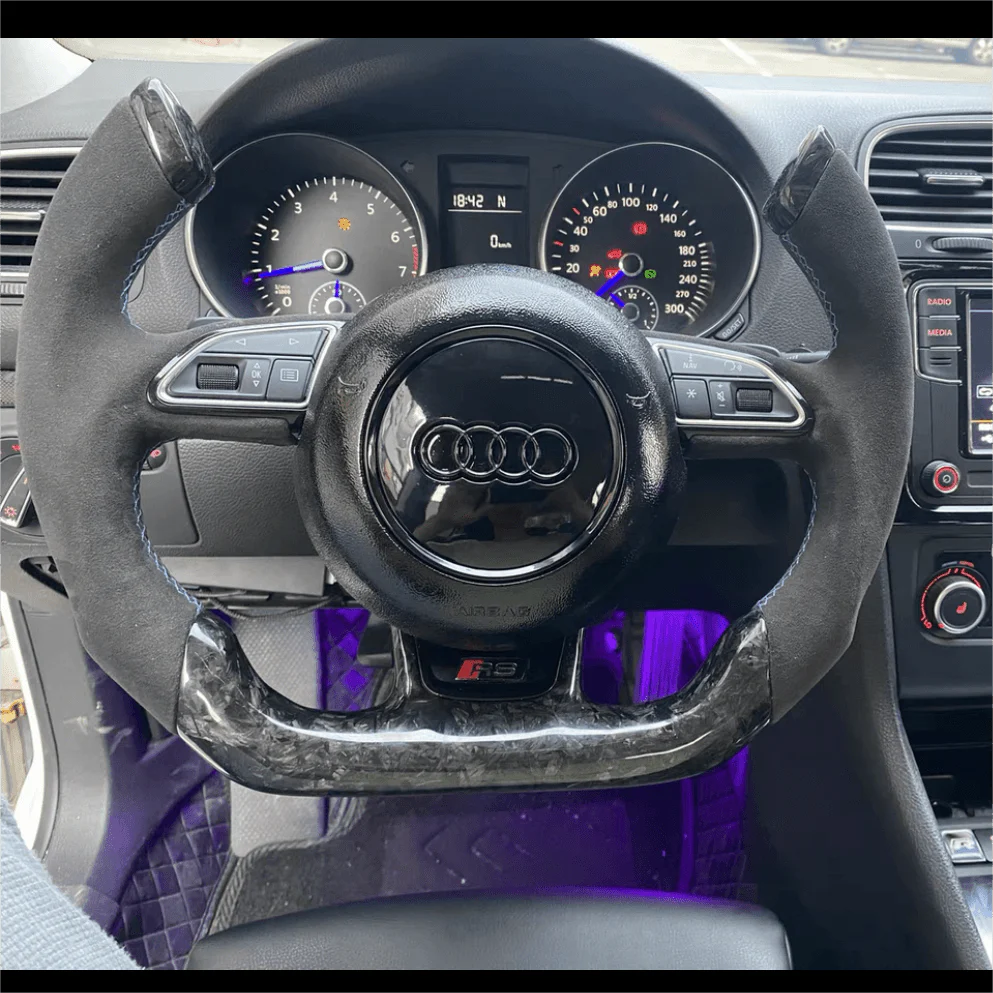 Wildsoulhub Audi A3 A4 A5 A6 A7 A8 S3 S4 S5 S6 S7 S8 RS3 RS4 RS5 RS6 SQ5 Carbon Fiber Steering wheel