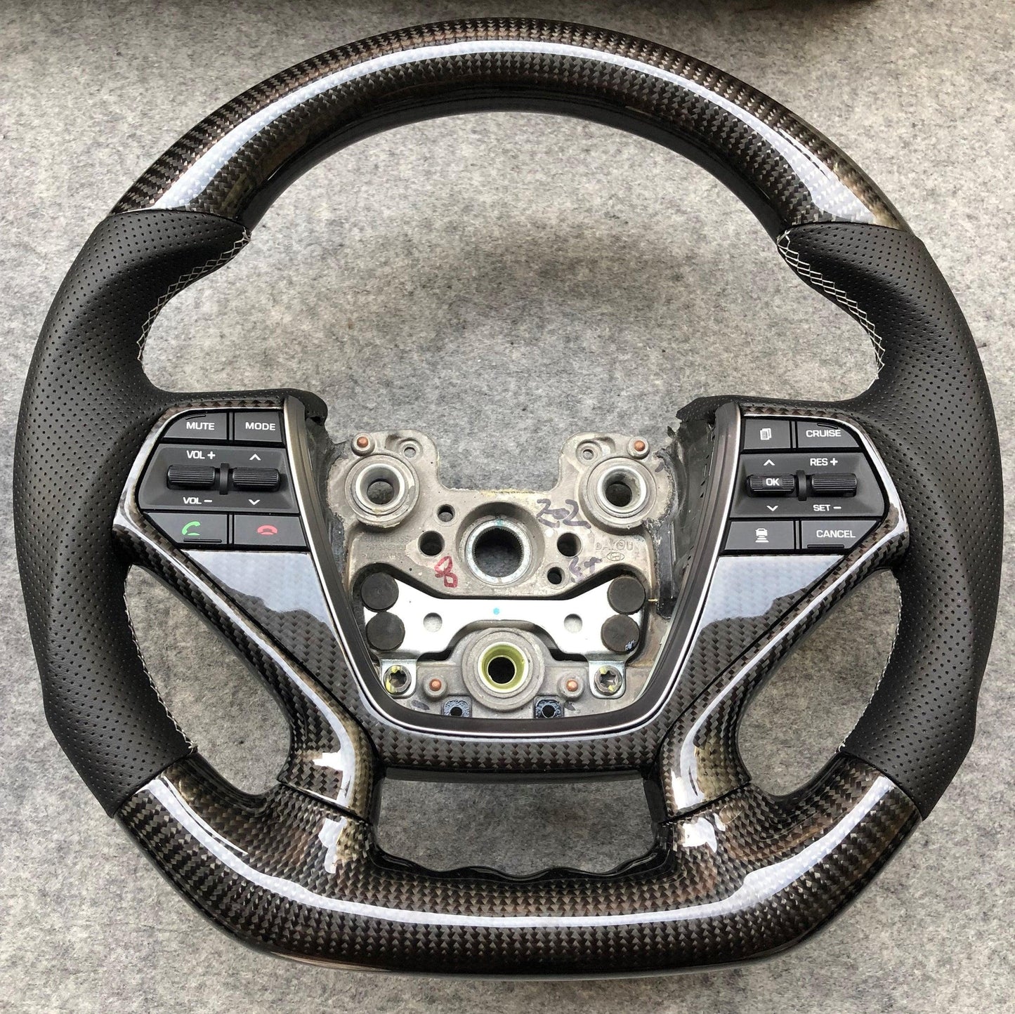 Wildsoulhub Hyundai 2015-2017 Sonata Carbon Fiber Steering Wheel